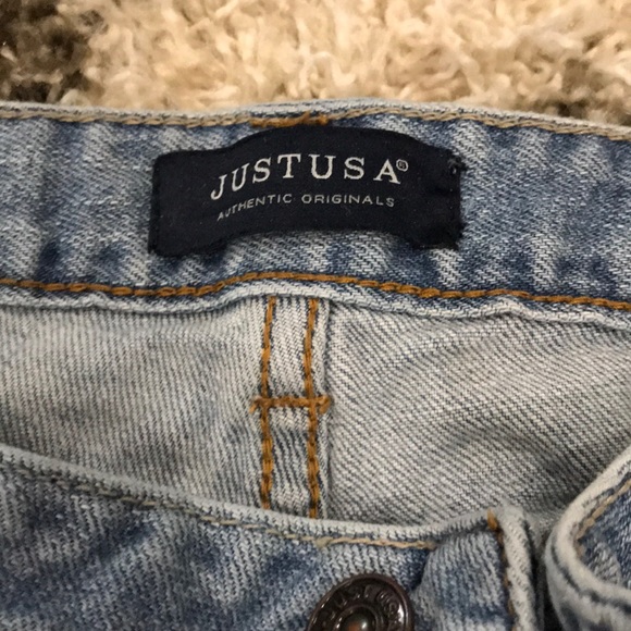 Jeans - Picture 2 of 4